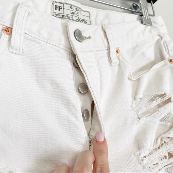 FREE PEOPLE Lacey Stilt Distressed Jeans White 27 - Picture 10 of 15